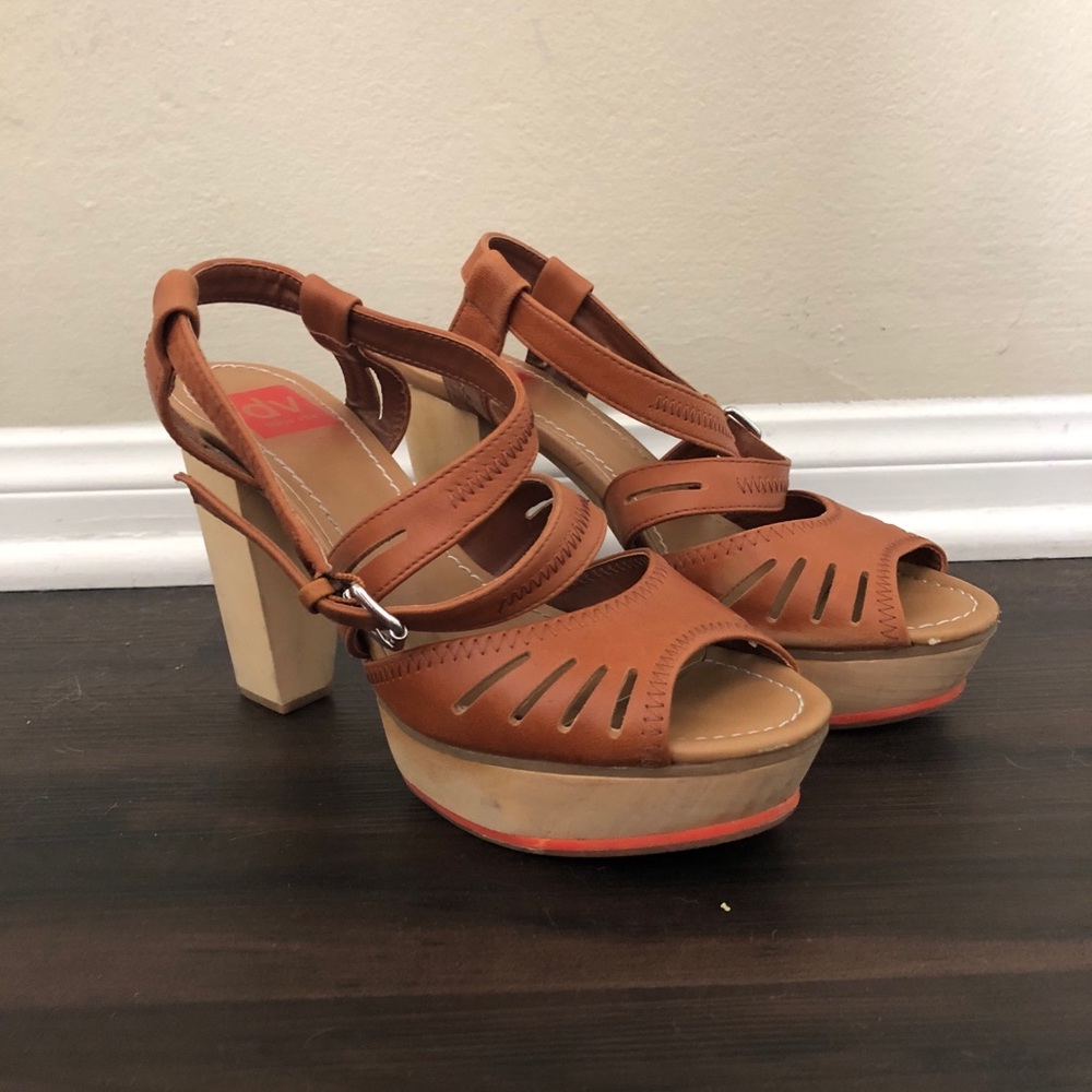 Dolce Vita Wood Platform Sandals